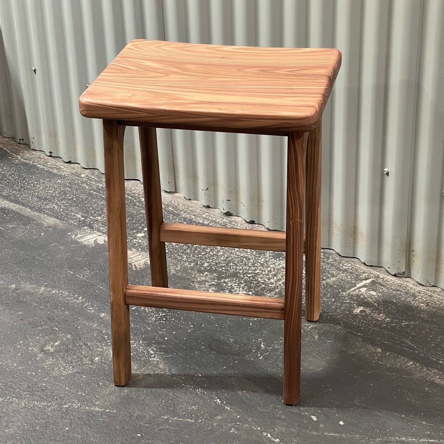 Middy Stool