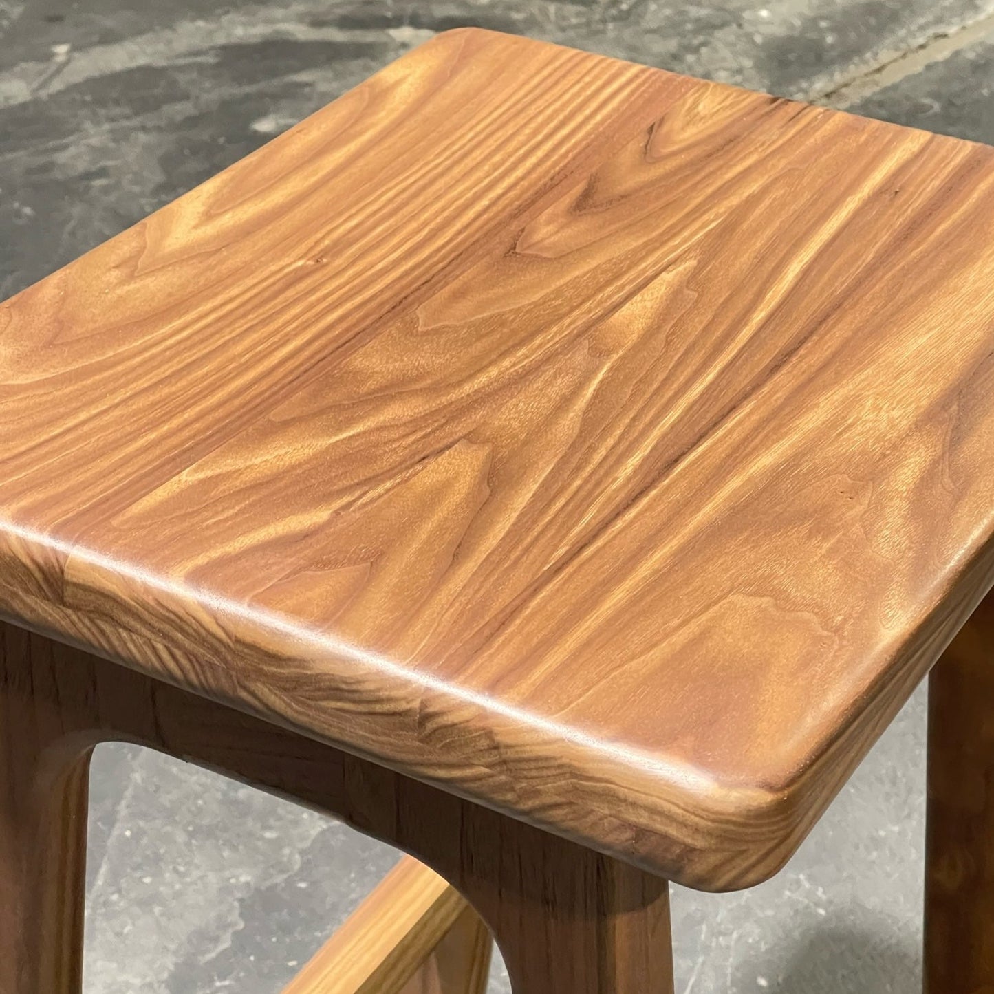 Middy Stool
