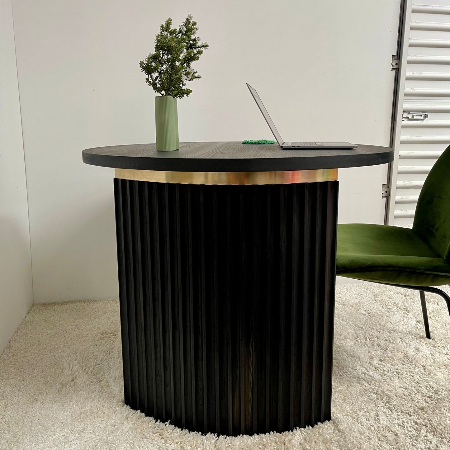 Round Chunky Ripple Brass Desk