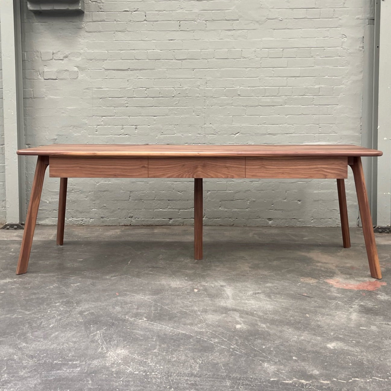 Middy Desk
