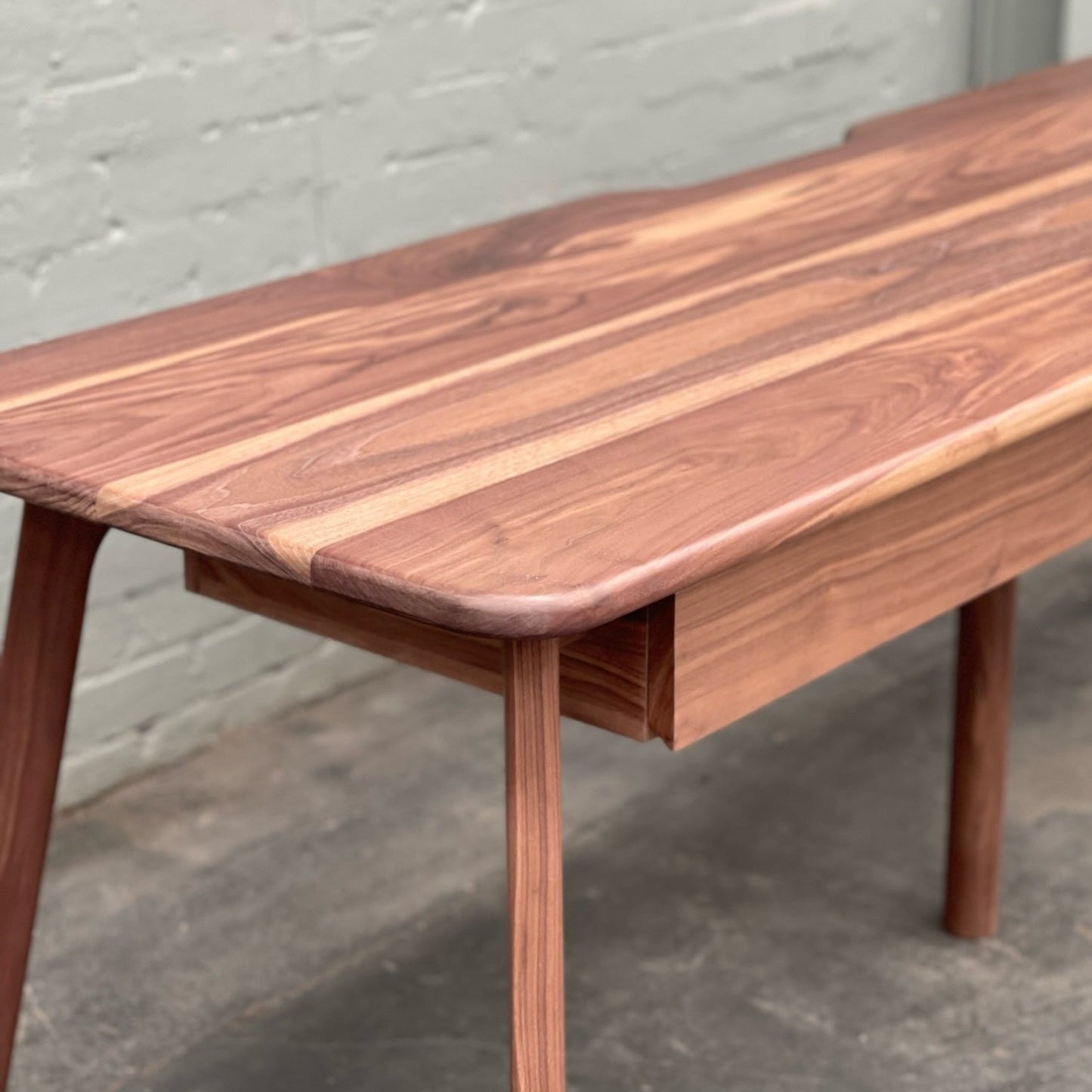 Middy Desk