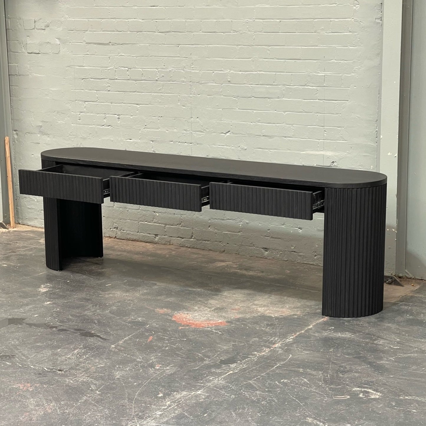 Ripple Oval Console