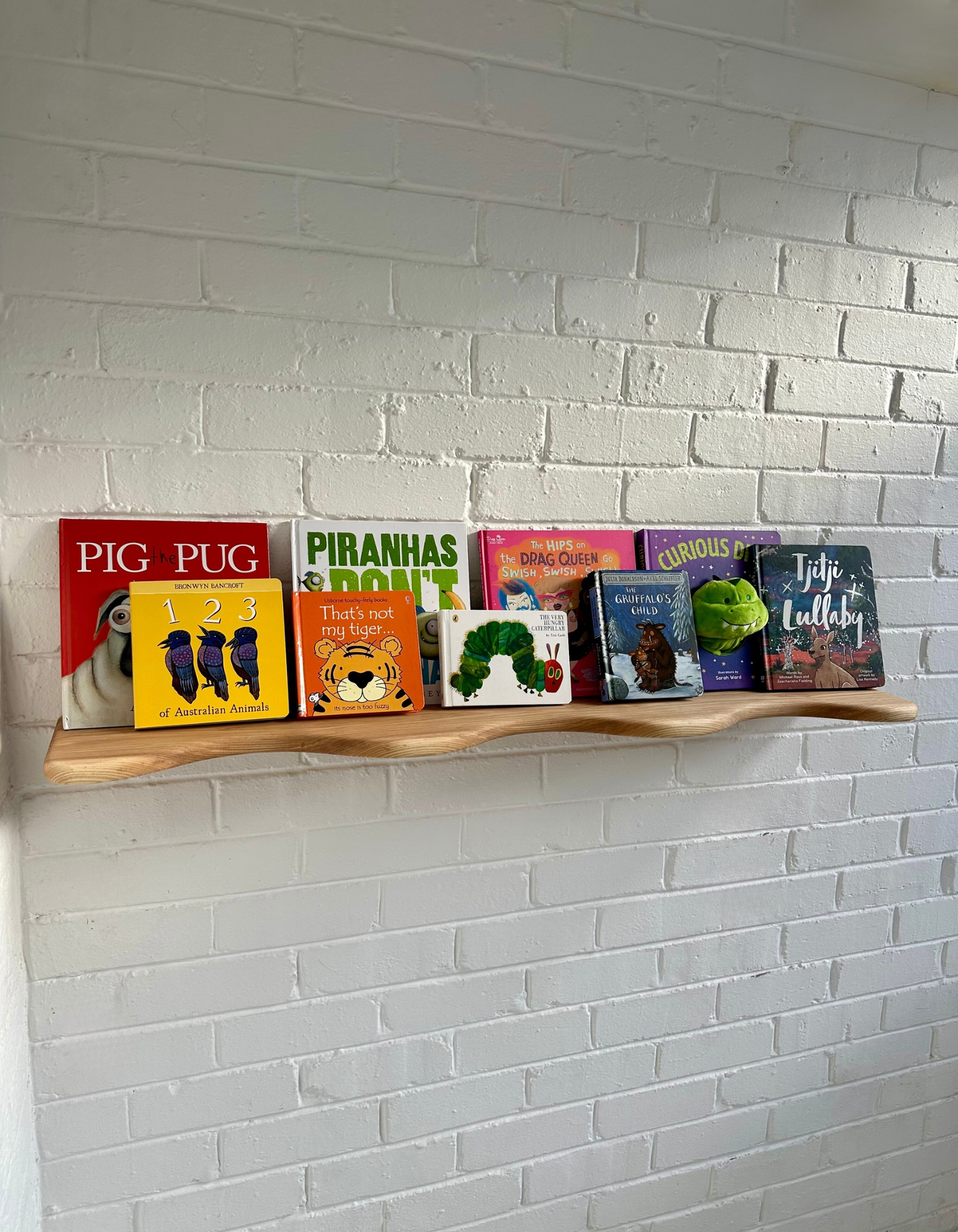 Wave Shelf